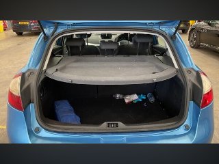 /photos/11621/d930795a-9e89-4bdc-9a37-e8a195eaae14_i320x240.jpg